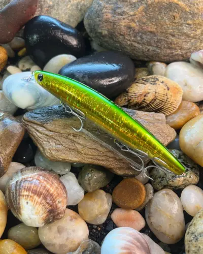 Daiwa Shoreline Shiner Z Setupper 125S Green Gold Glow Belly