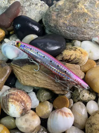 Daiwa Shoreline Shiner Z Vertice R STG 125S Pink Glow Iwashi