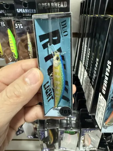 DUO SpearHead  Ryuki 70S Ligth ANA4098 Blue Pin Gold Yamame